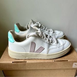 Veja V-12 Sneakers in Extra White Parme Turquoise